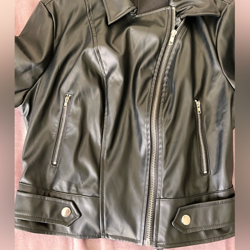 Jacket - Picture 4 of 7